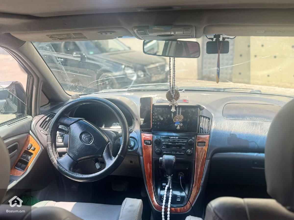 Lexus RX 300 2000 - image 9