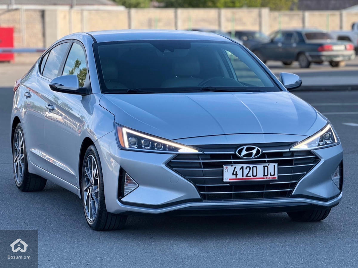 Hyundai  - image 18