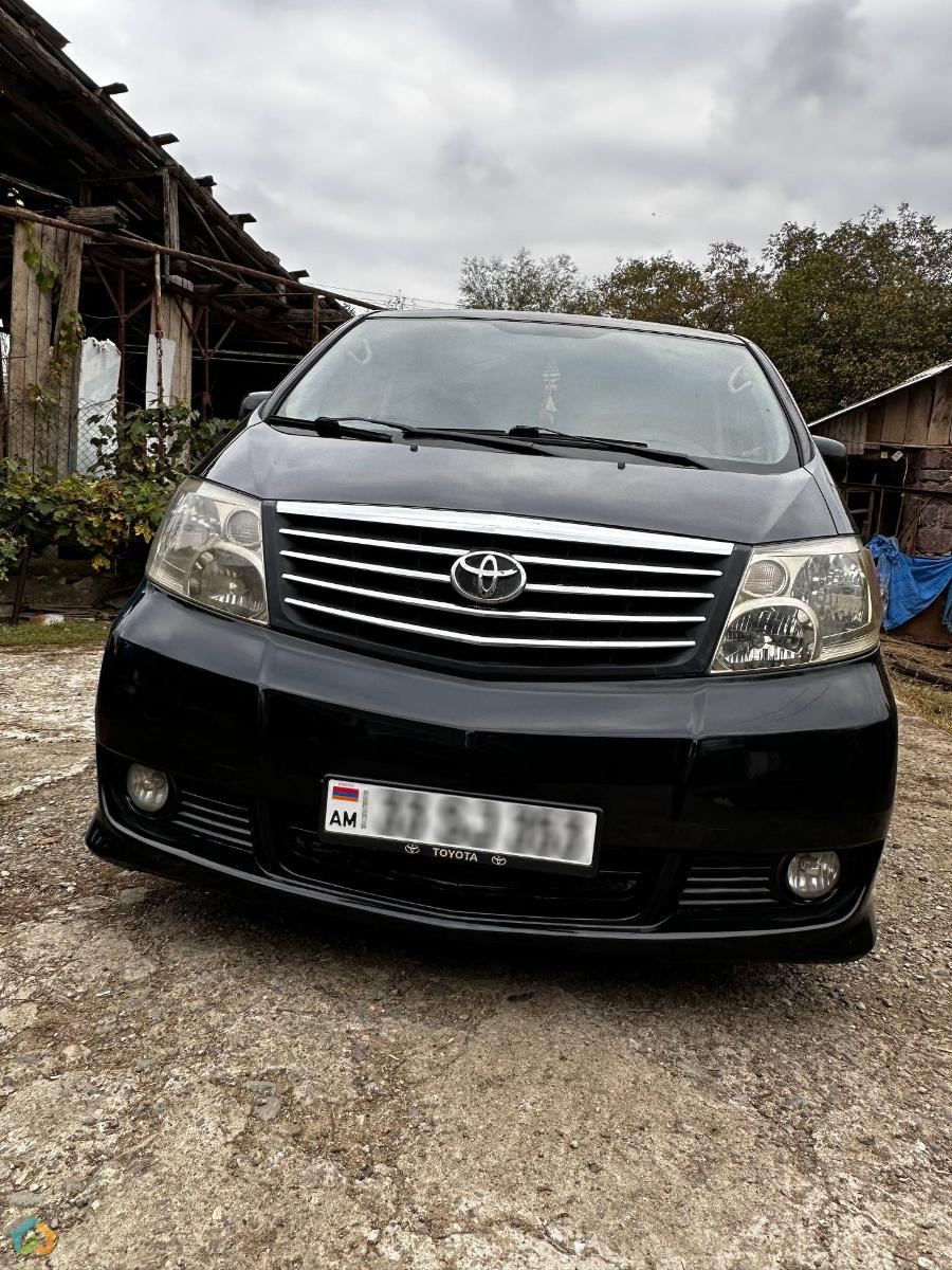 Toyota Alphard - image 17