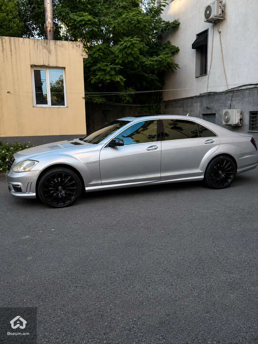 Mercedes - image 4