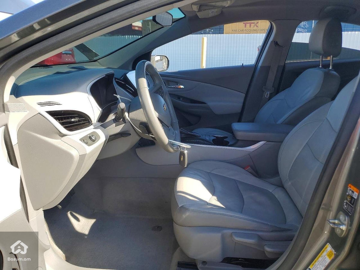 Chevrolet Volt 2016 LT - image 7