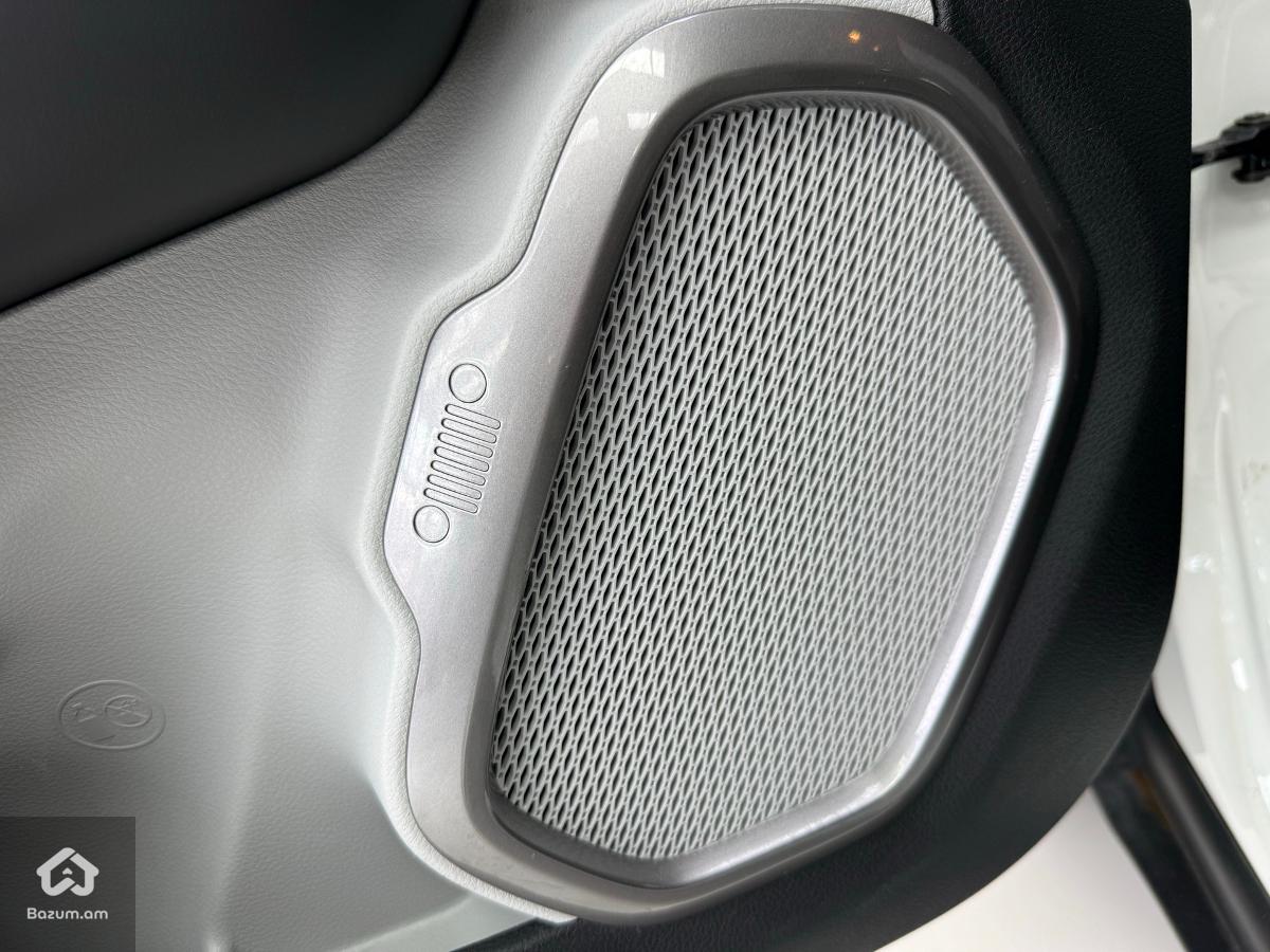 Jeep Renegade Limited 1.3T 4x4 2022 - image 27