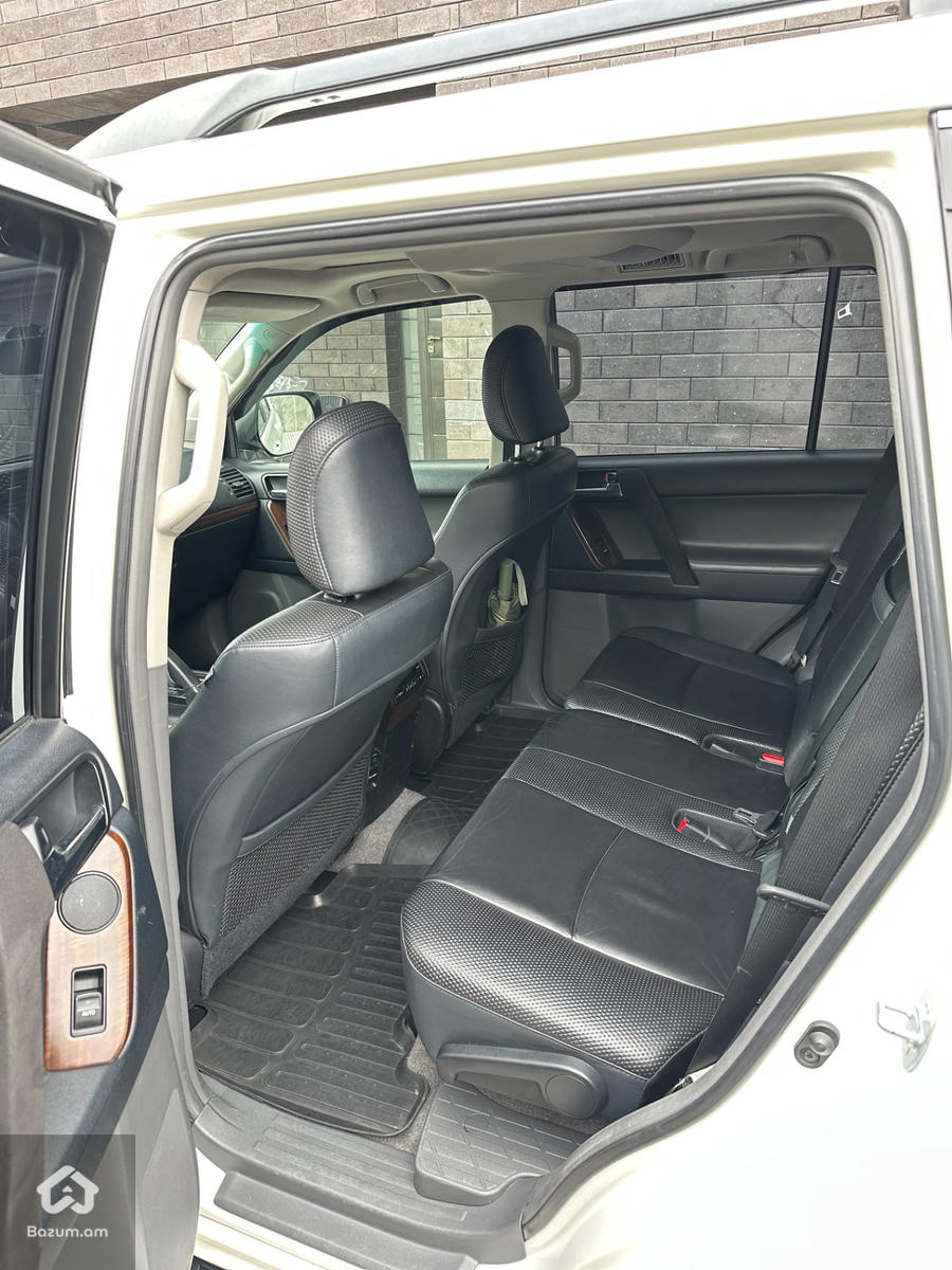 Prado 150 - image 10