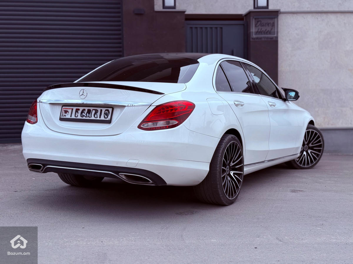 Mercedes C300 w205 - image 8