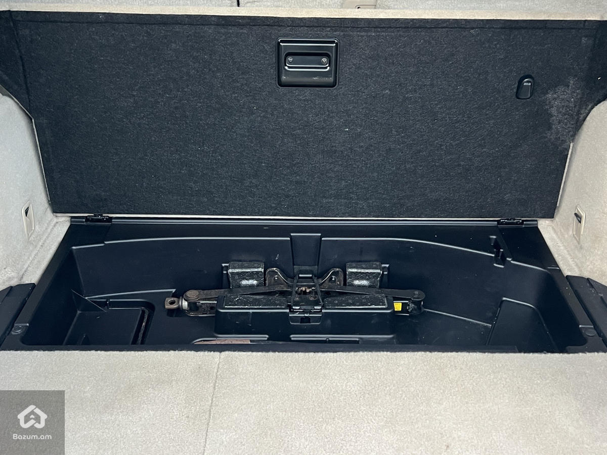 Lexus Rx350  - image 17