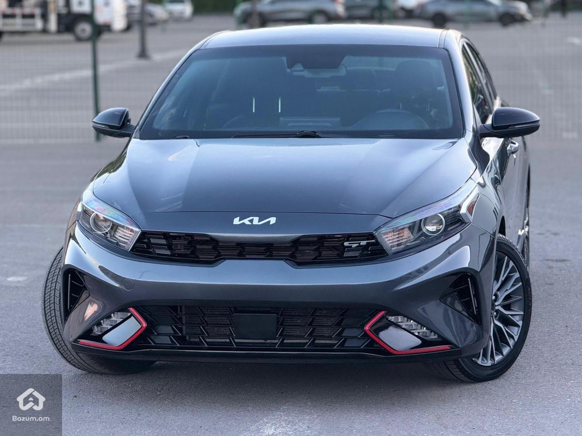 Kia Forte GT-LINE - image 10