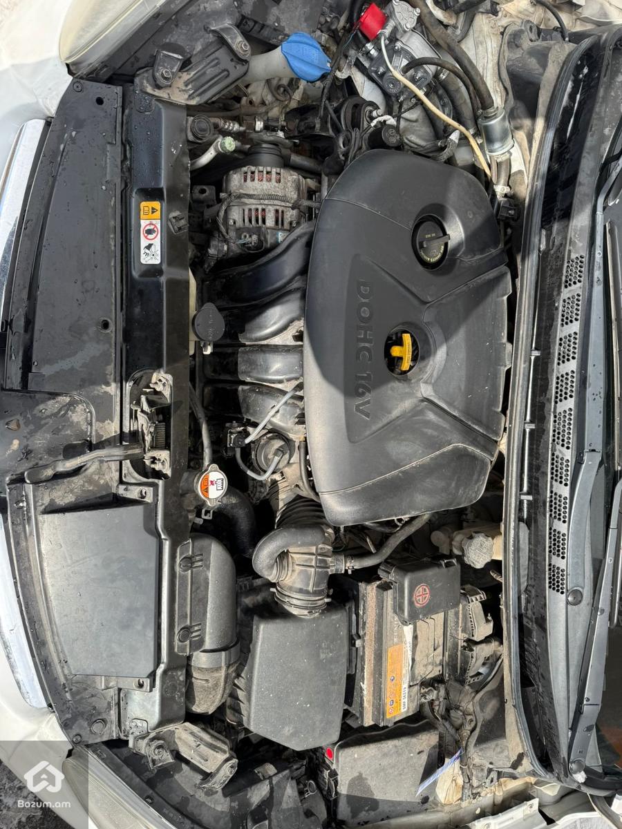 Hyundai Elantea - image 6