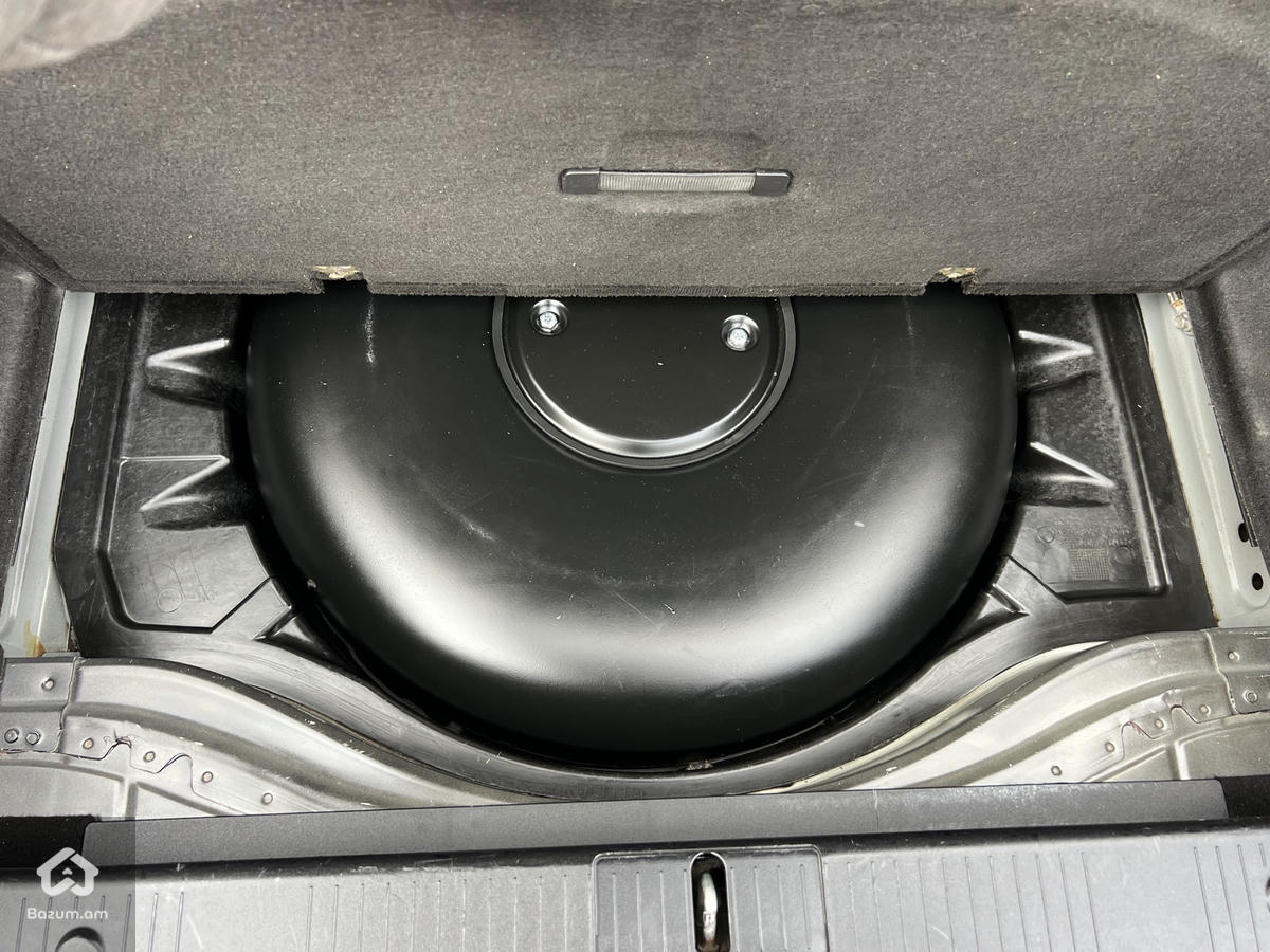 Mercedes Benz S class - image 11