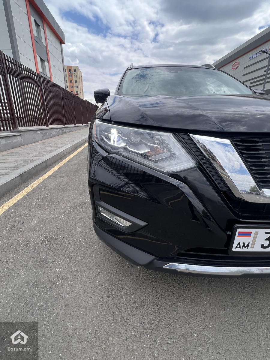 NISSAN ROGUE 2018 SL PREMIUM  - image 11