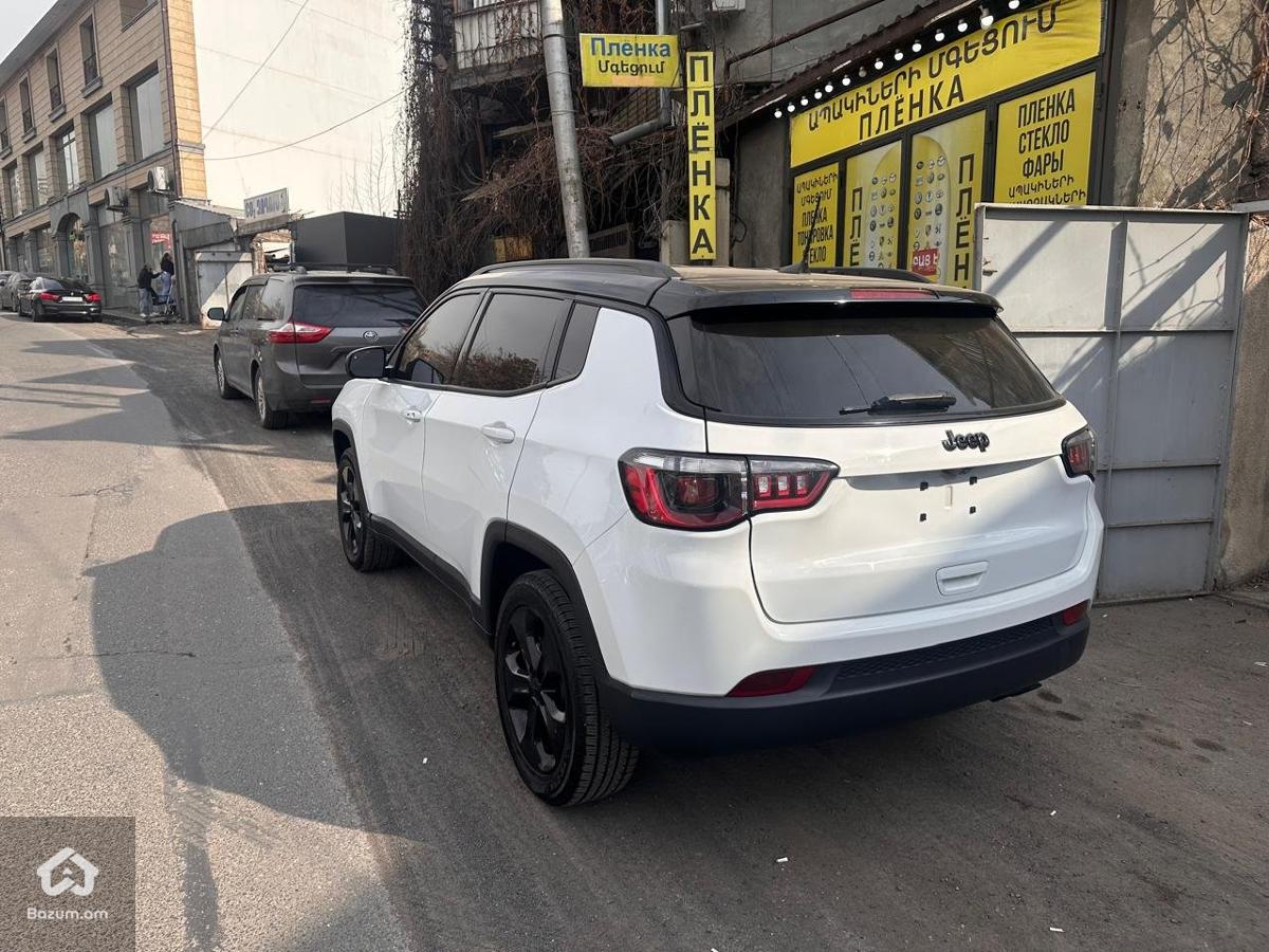 Jeep Compass Altitude 4×4 - image 6