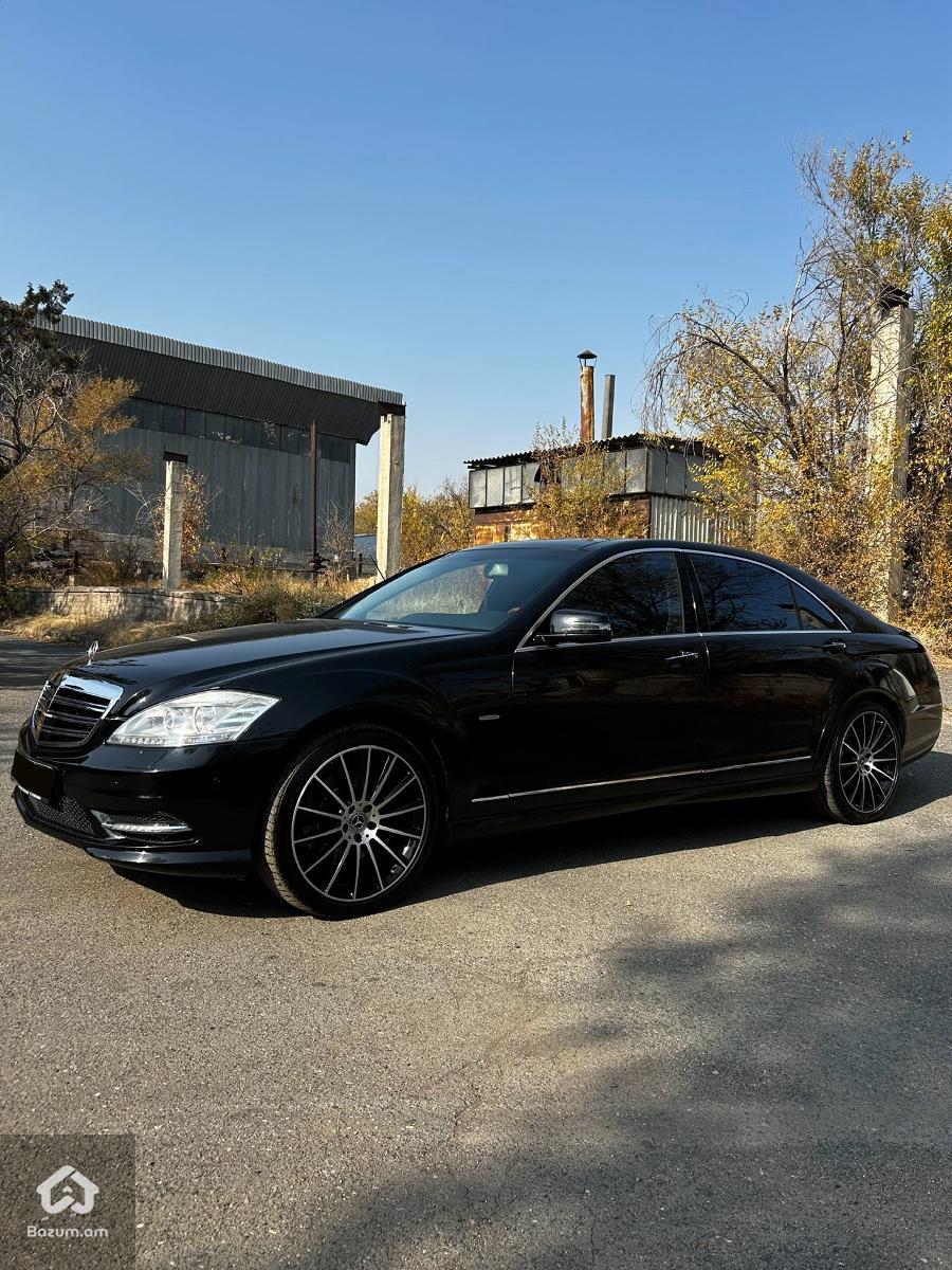 Merdedes Benz S500 W221 - image 3