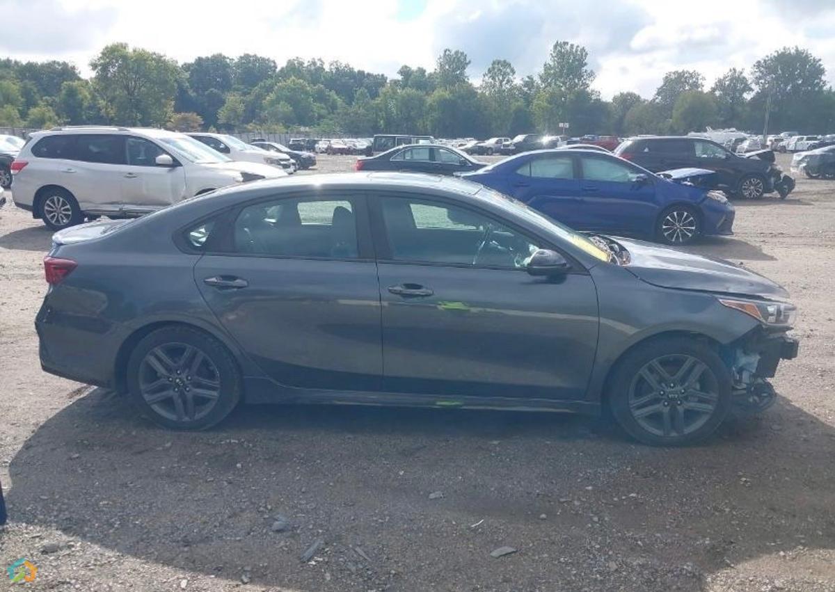 Kia forte gt line - image 1