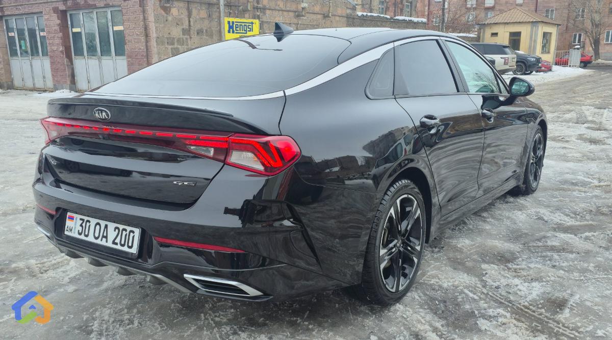 Kia K5 GT Line - image 4