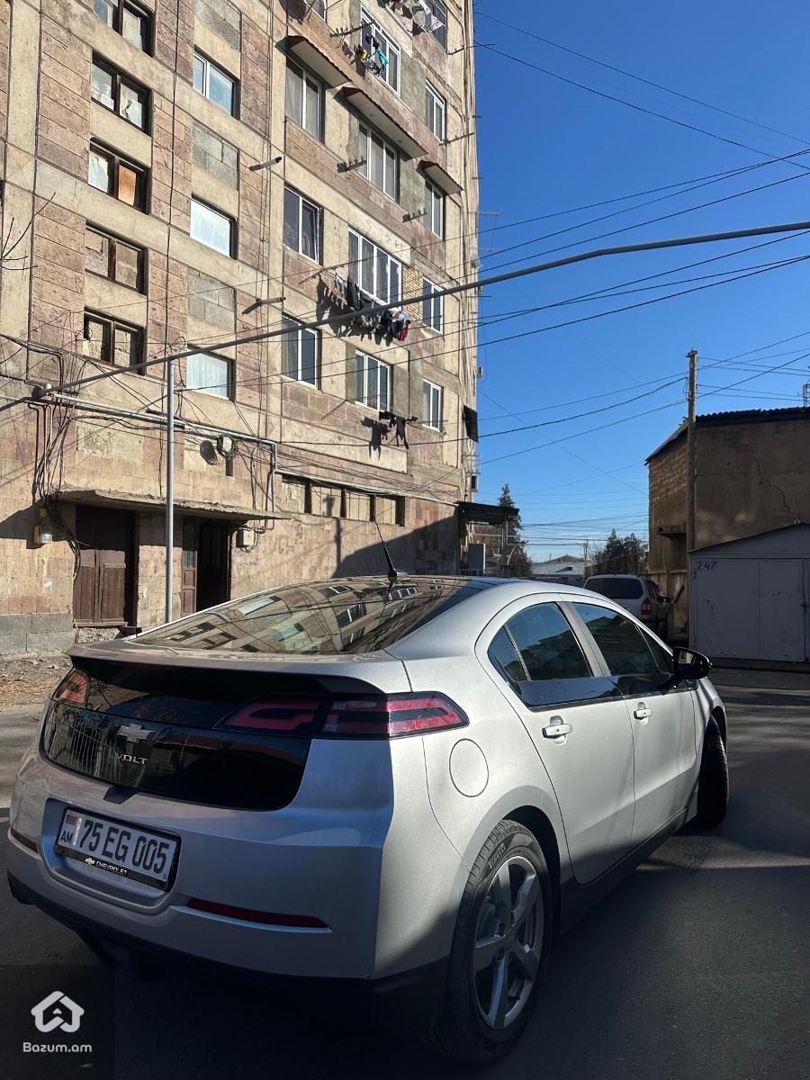 Chevrolet Volt  - image 9