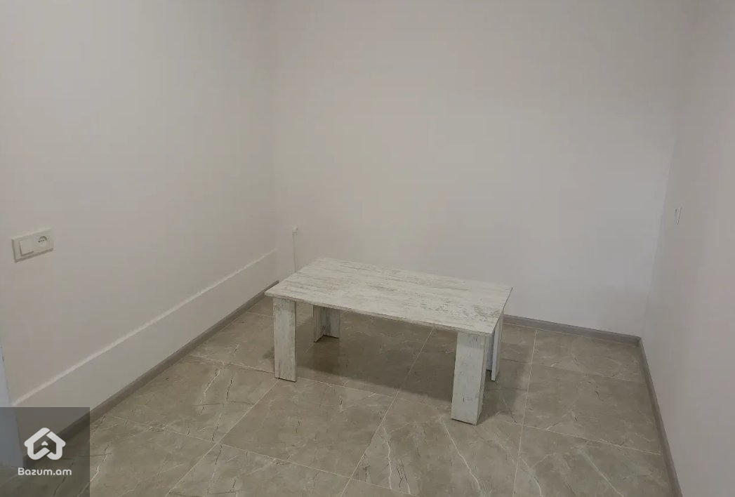 Երկու հարկանի քարե տուն Աշտարակում - image 23