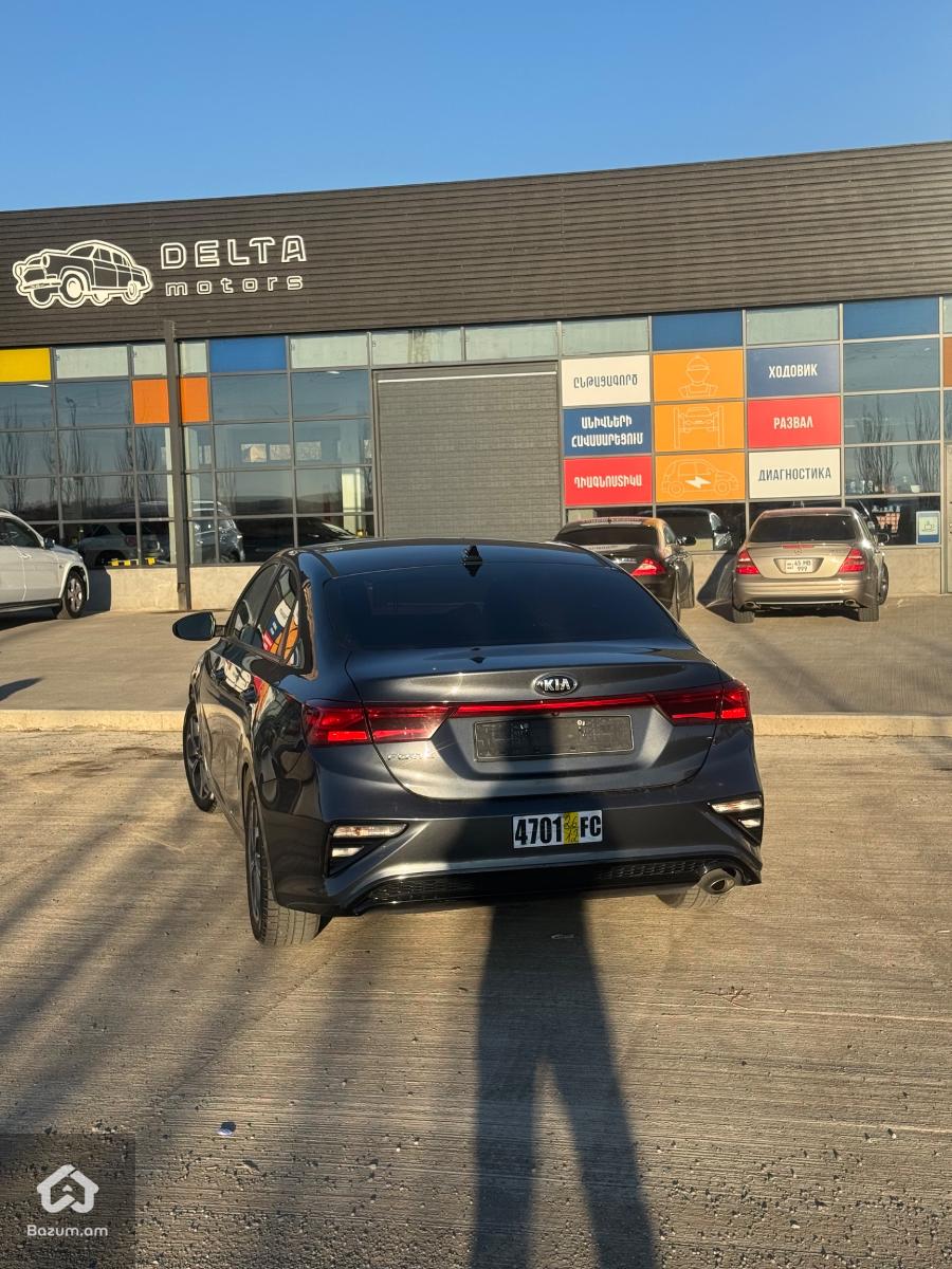 Kia Forte 2019 - image 7
