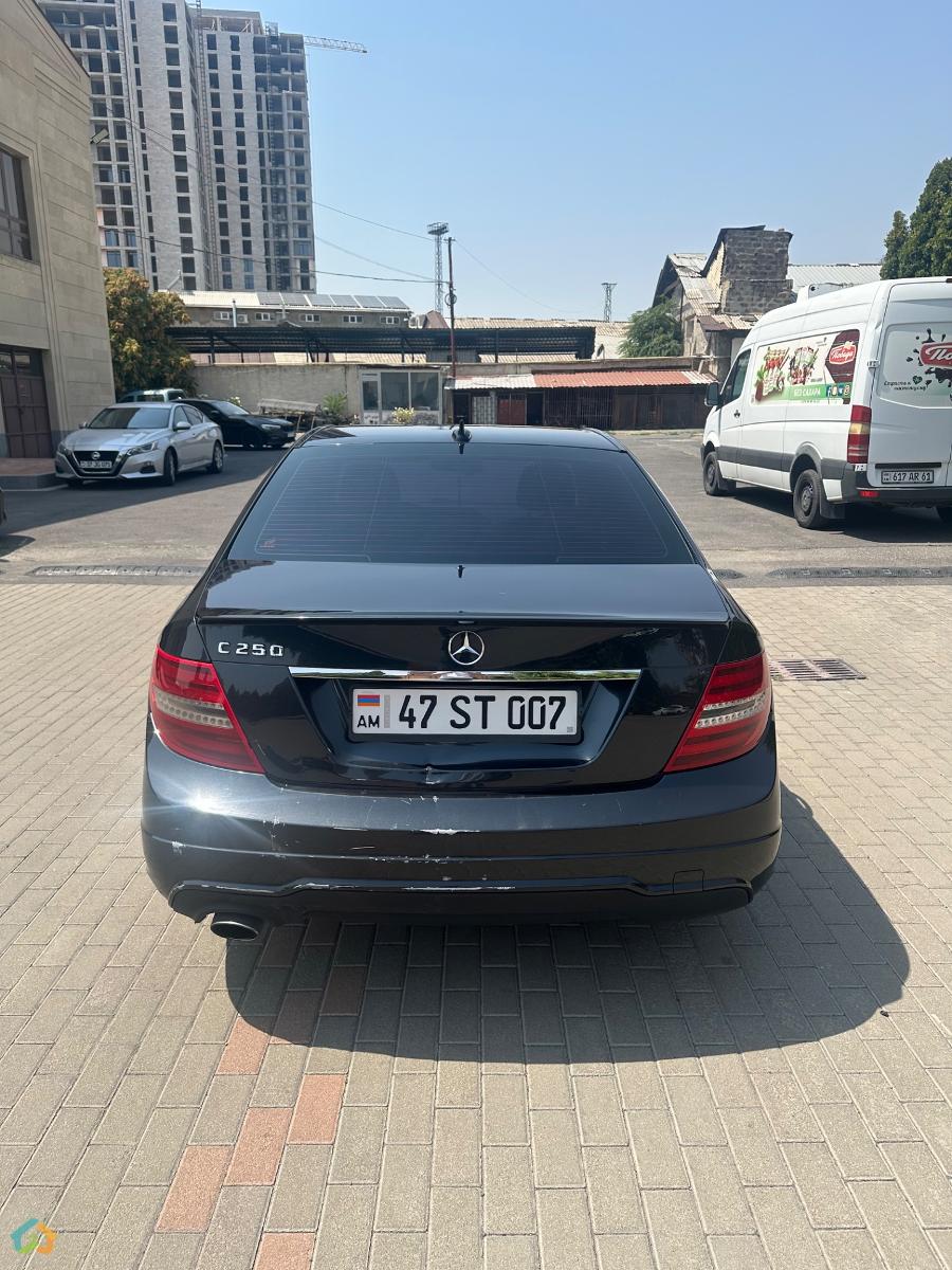 Mercedes-Benz C250 - image 4