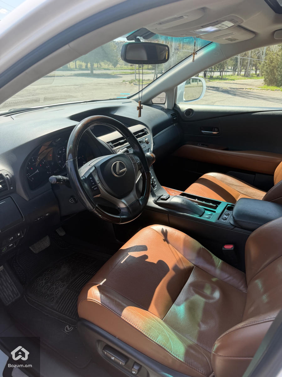 LEXUS RX350  - image 7