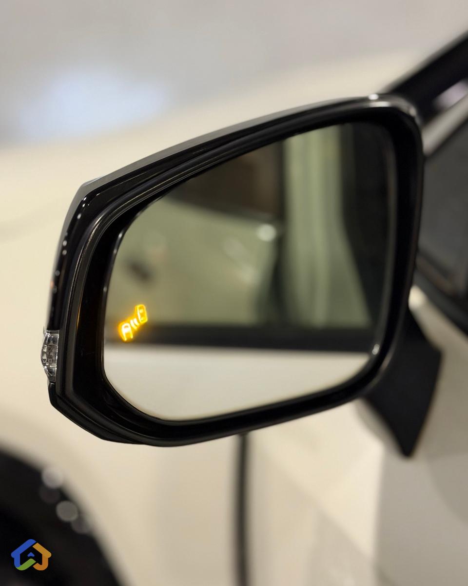 Hybrid Rav4 - image 17