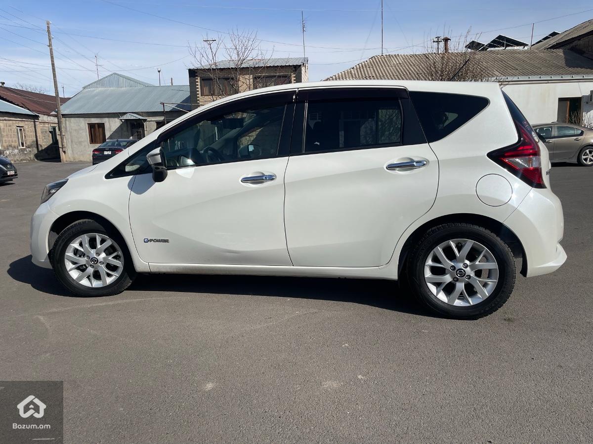 Nissan Note E-Power 2019 - image 6