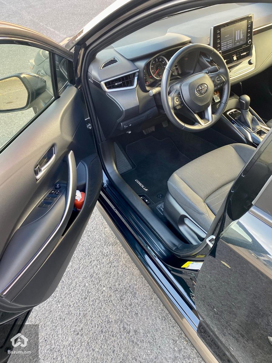 TOYOTA COROLLA SE - image 6