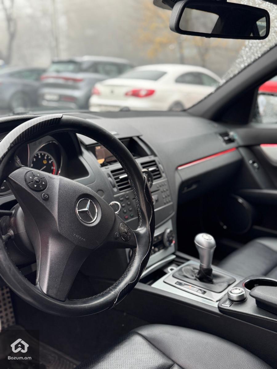 mercedes benz c300 w204 - image 10