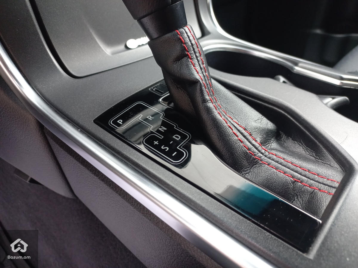 Toyota Camry - image 20