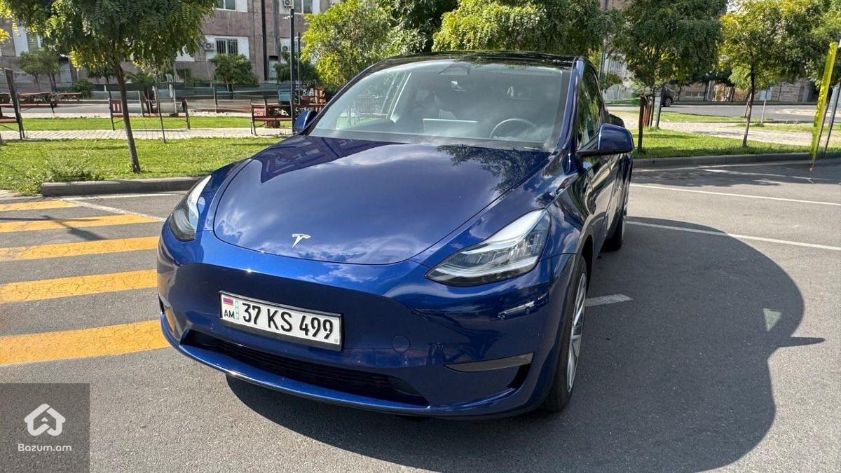 Tesla Model Y 2022