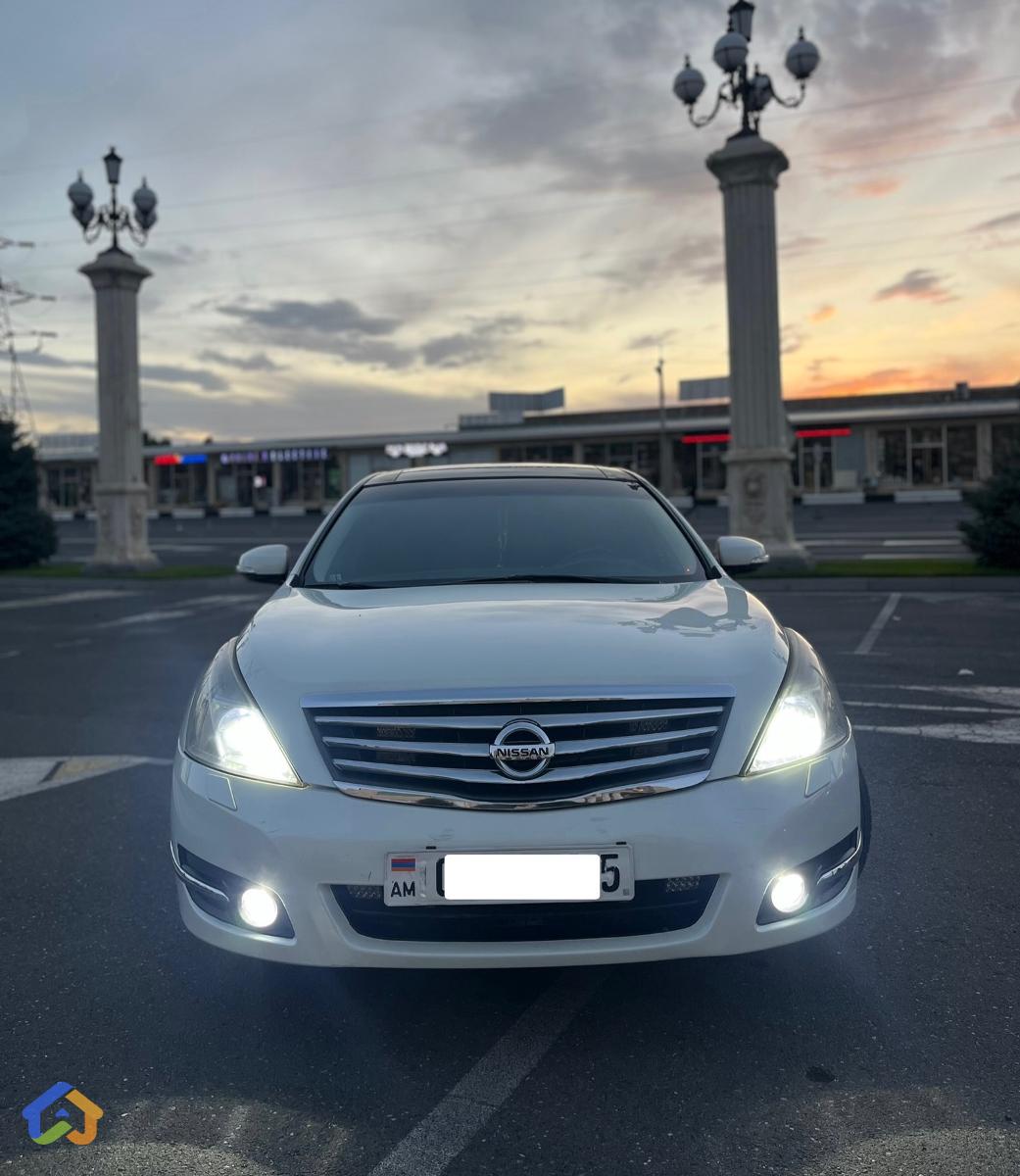 Nissan Teana - image 2