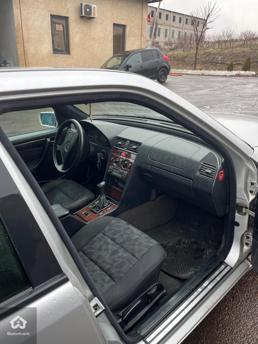 Mercedes-Benz C-Class, 2.4 լ, 1998 թ., գազ - image 5