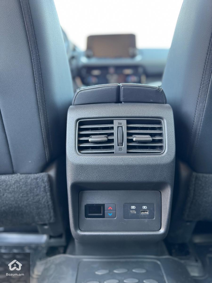 Nissan Rogue SL 2021 - image 16