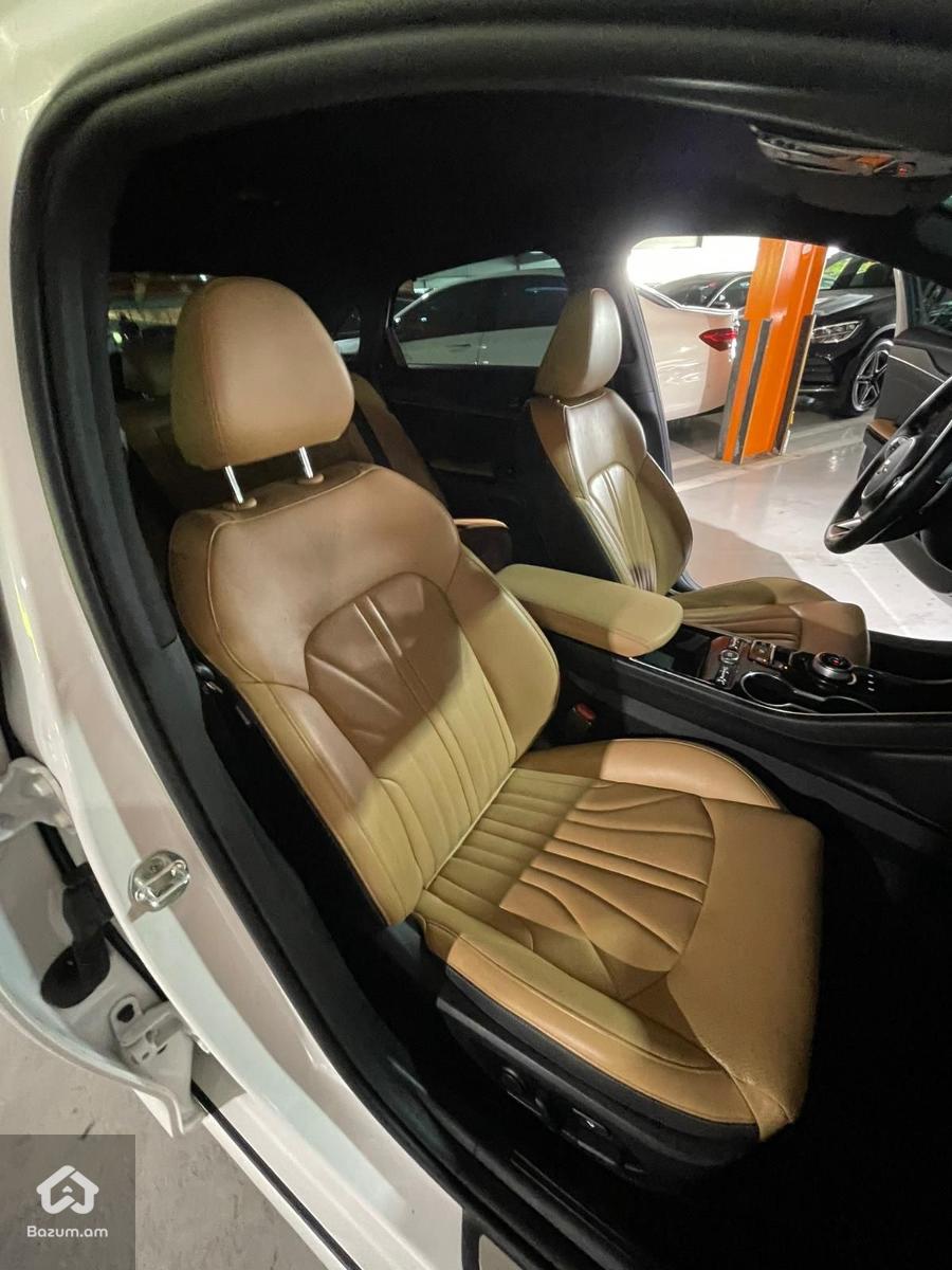 Kia K5 HYBRID - image 29