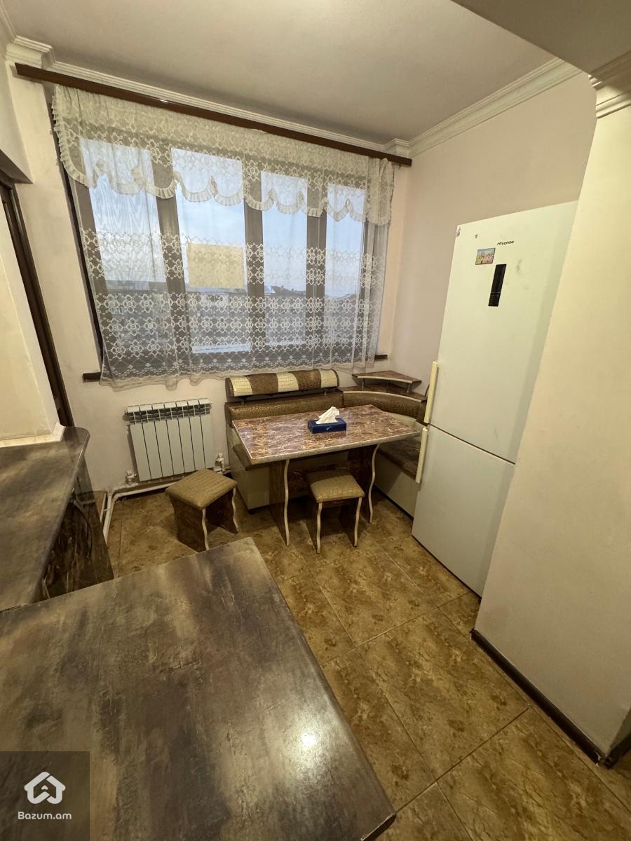 3 սենյականոց բնակարան Արցախի պողոտայում - image 6