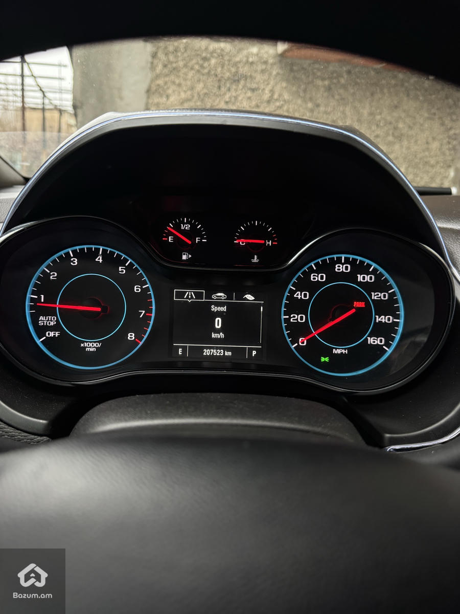 Chevrolet Cruze - image 10