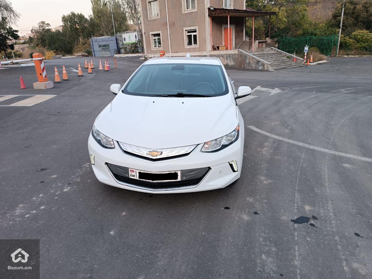 Chevrolet Volt 2 Premier .2017/2016 - image 8
