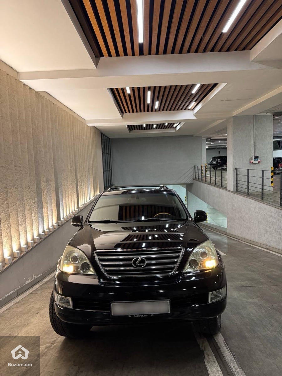 Lexus - image 4