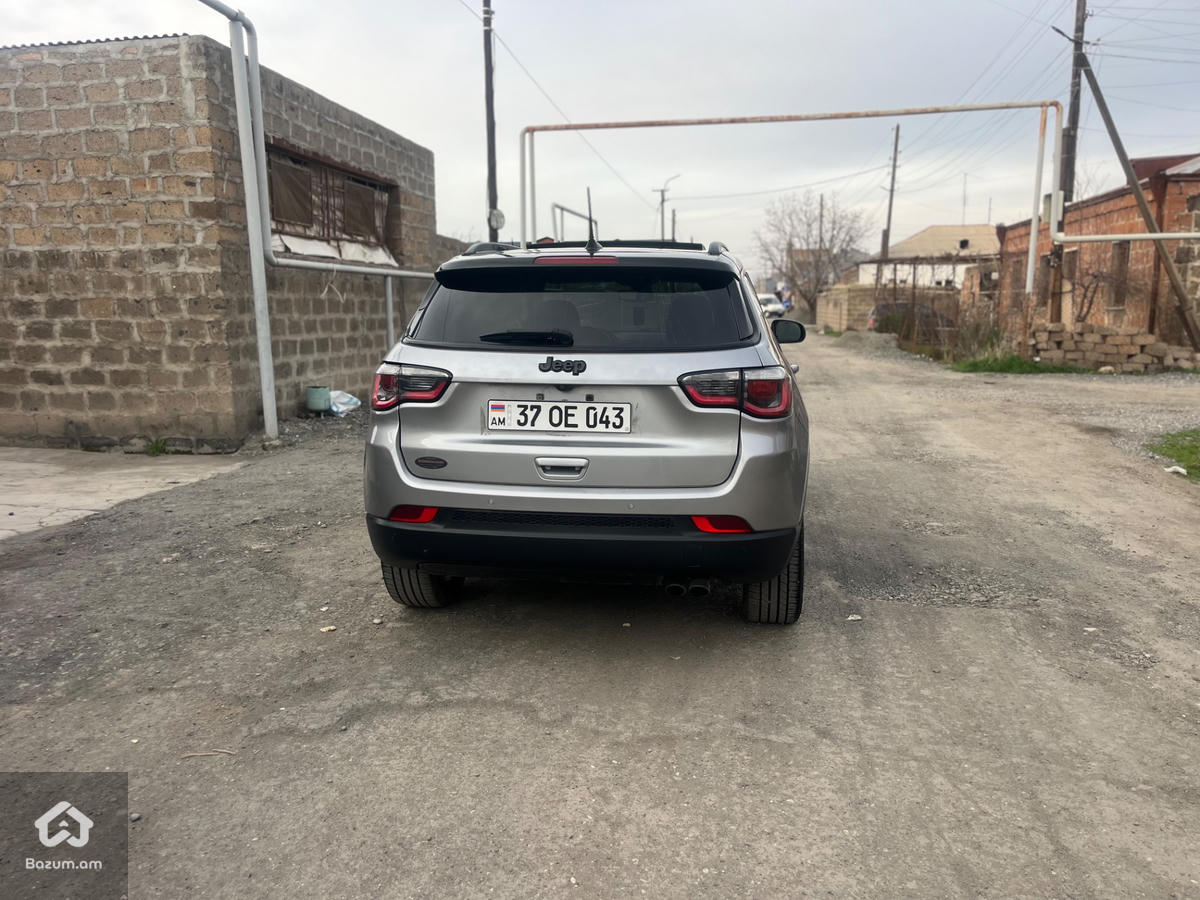 Jeep  COMPASS - image 6