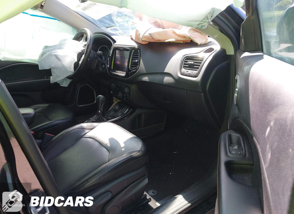 Jeep Compass Limited - image 5