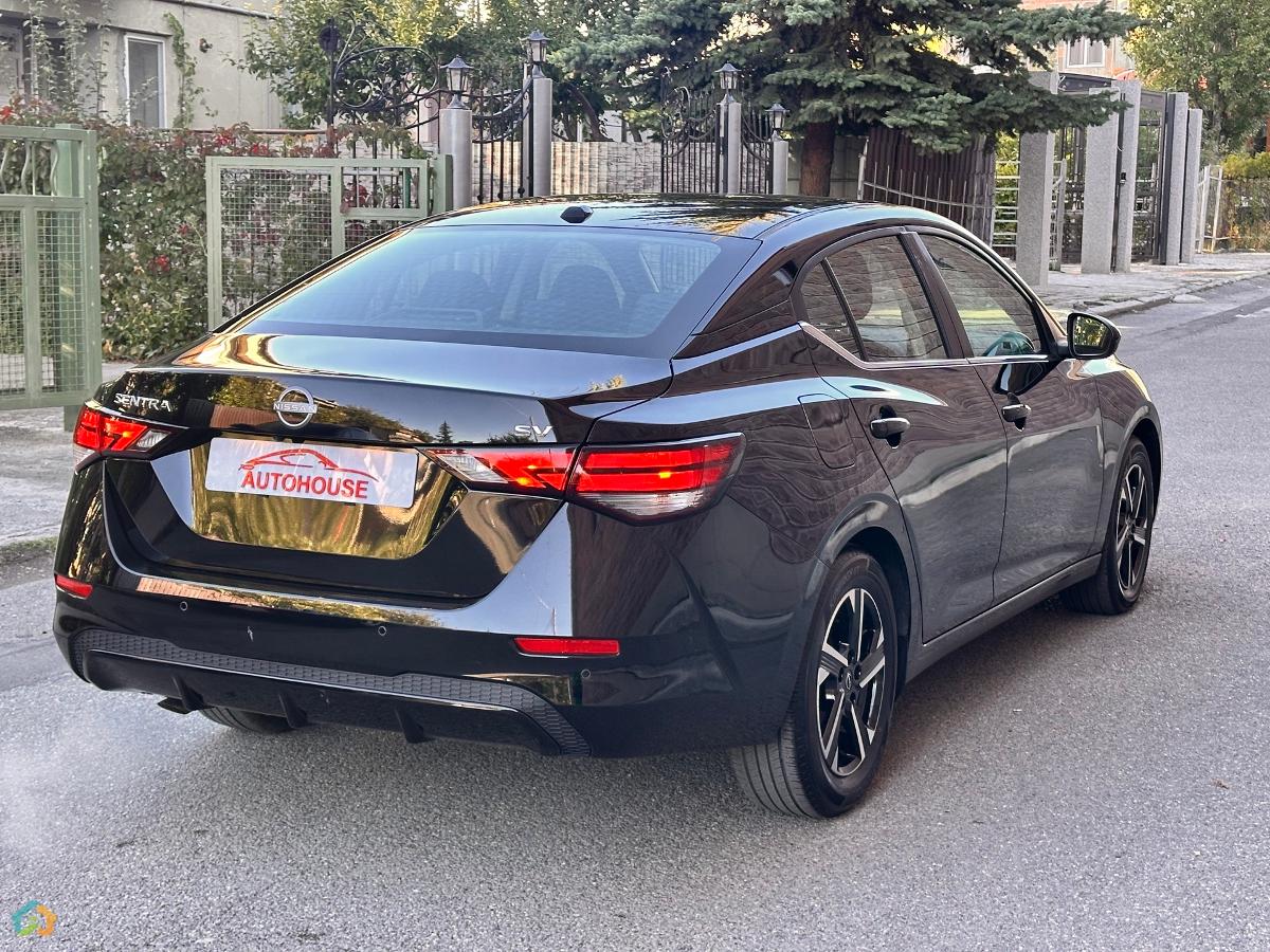 Nissan Sentra - image 2