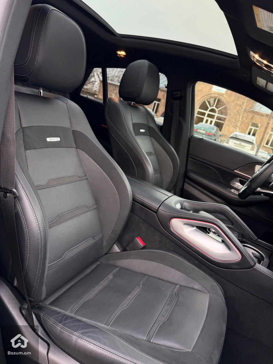 MERCEDES BENZ GLE COUPE AMG CARBON EDITION - image 11