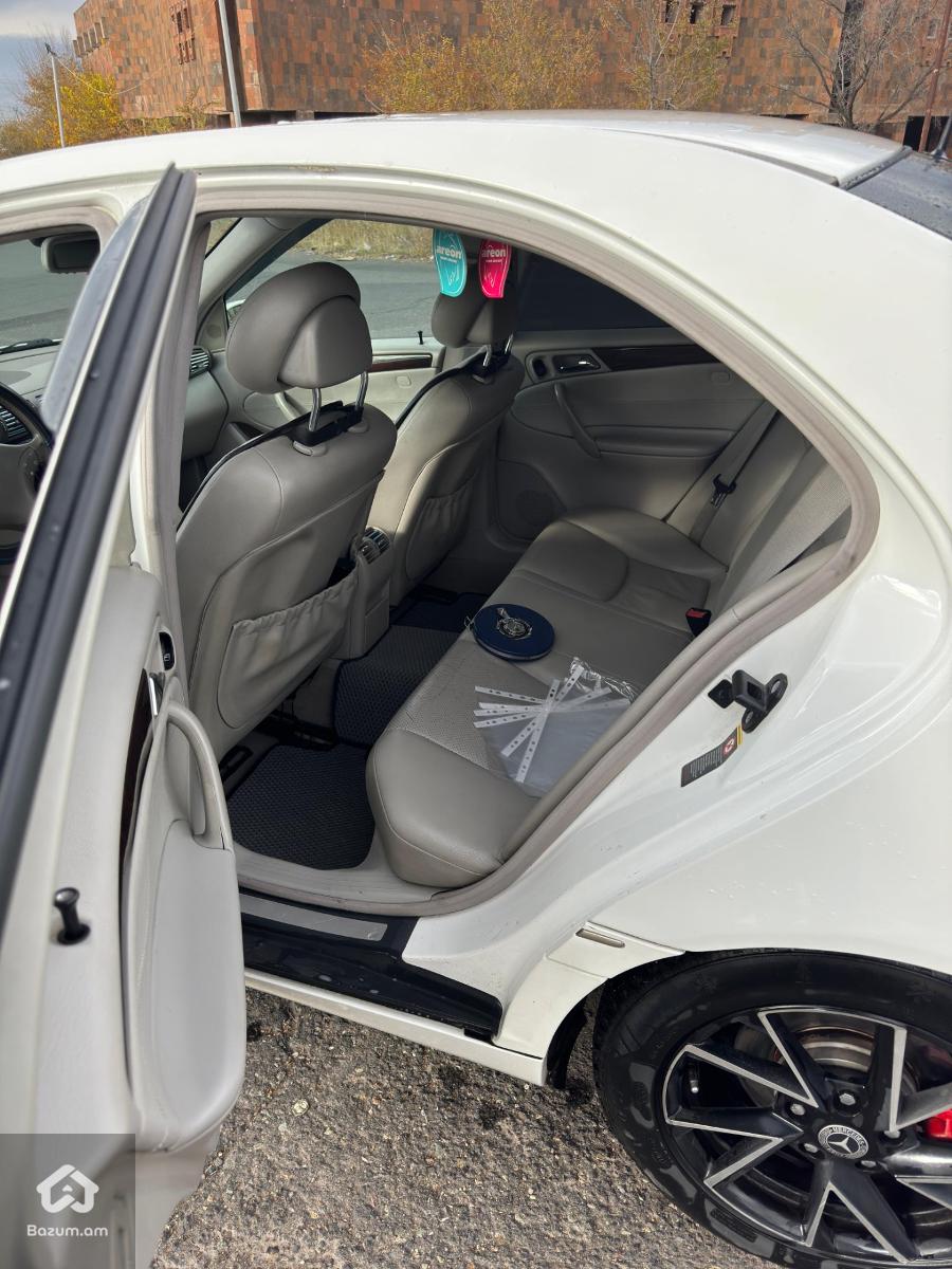 Mercedes Benz C240 w203 - image 7