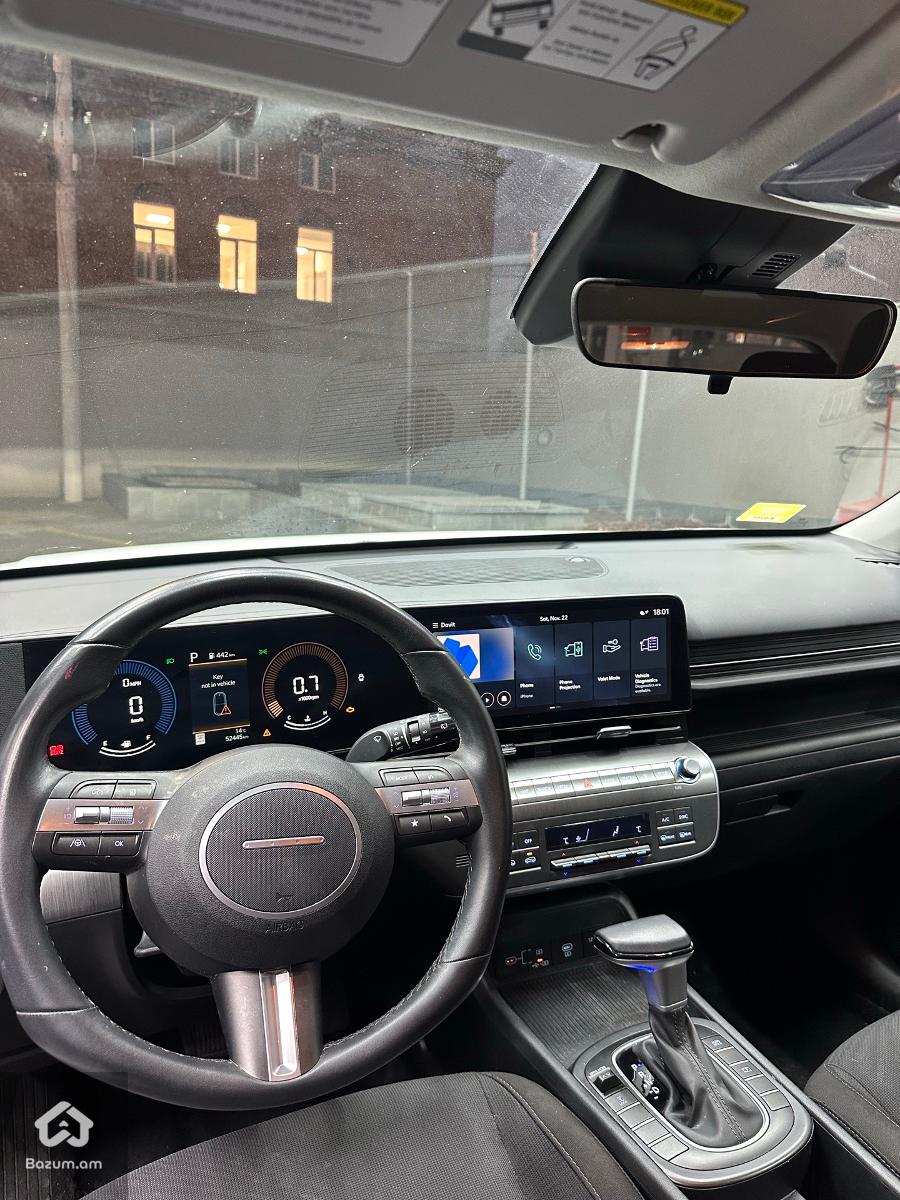 Hyundai Kona - image 9