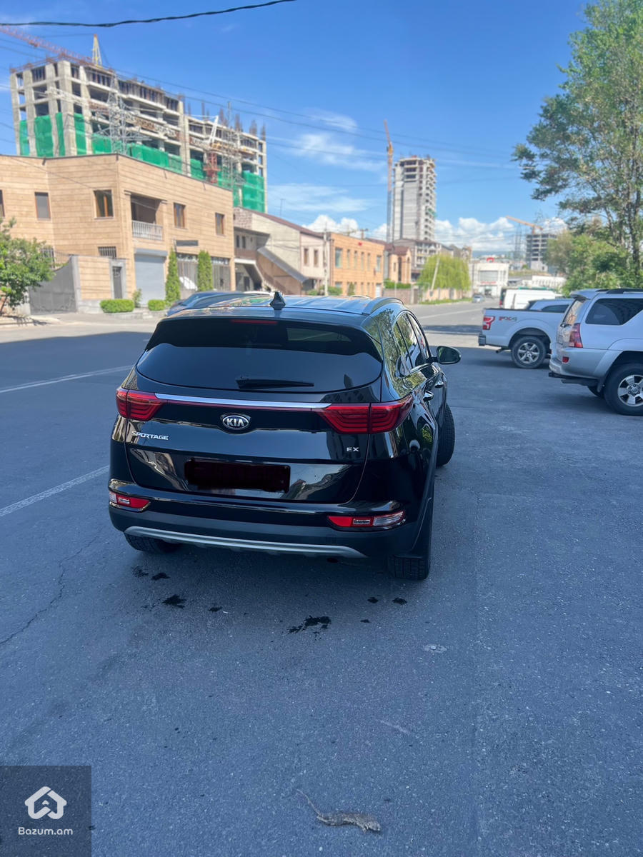 kia Sportage ex - image 9
