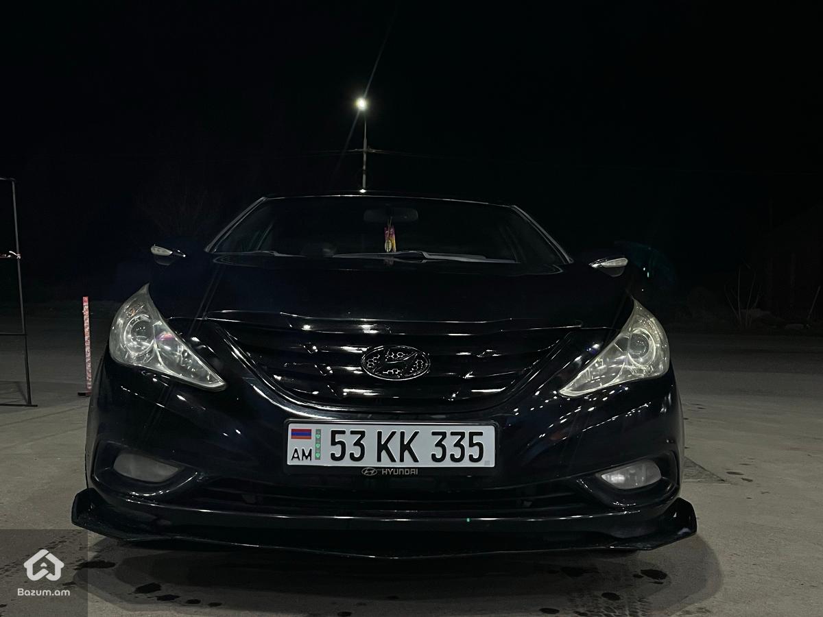 Hyundai Sonata - image 11