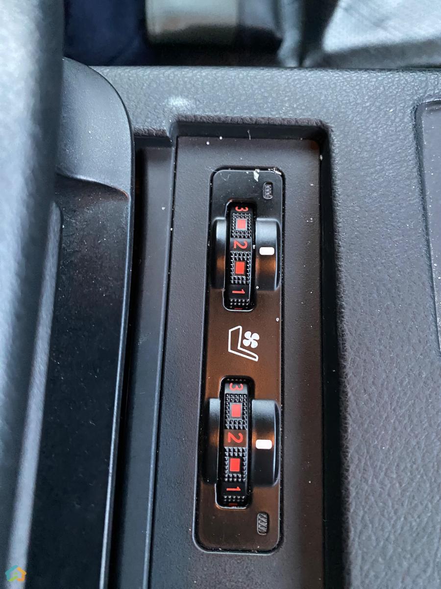 Lexus rx 350 f-sport  - image 13