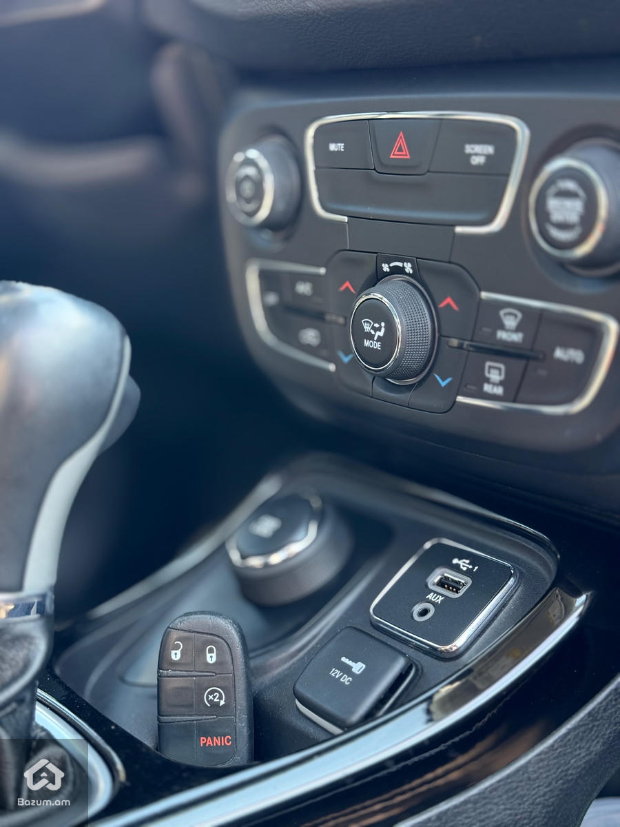 jeep compass - image 14