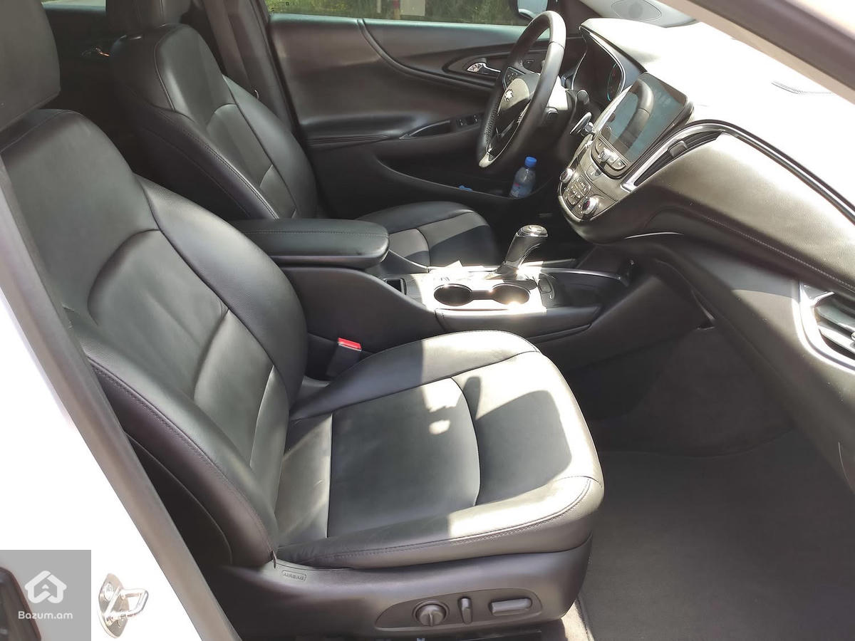 CHEVROLET MALIBU HYBRID  - image 2