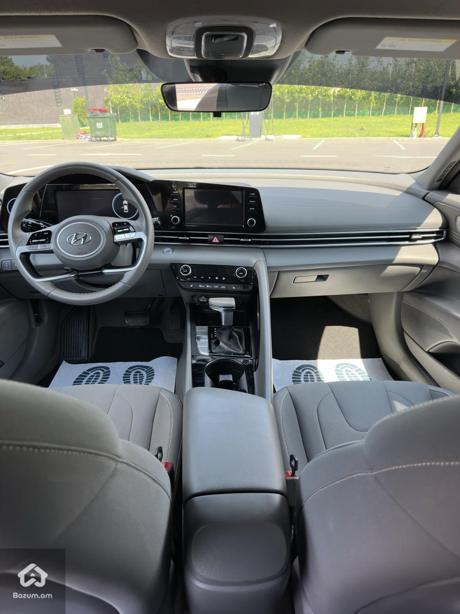 Hyundai Elantra CN7 - image 16