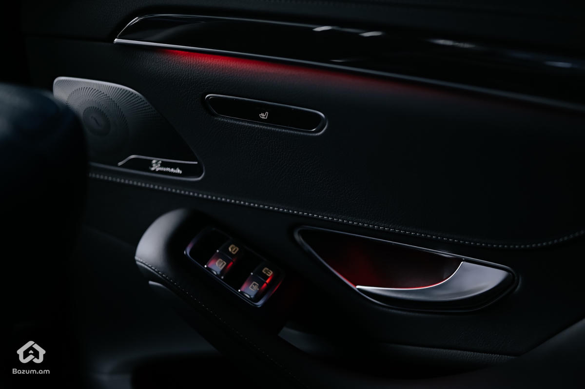 Mercedes S Class - image 16