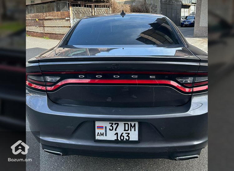 Dodge Charger GT Line - image 5